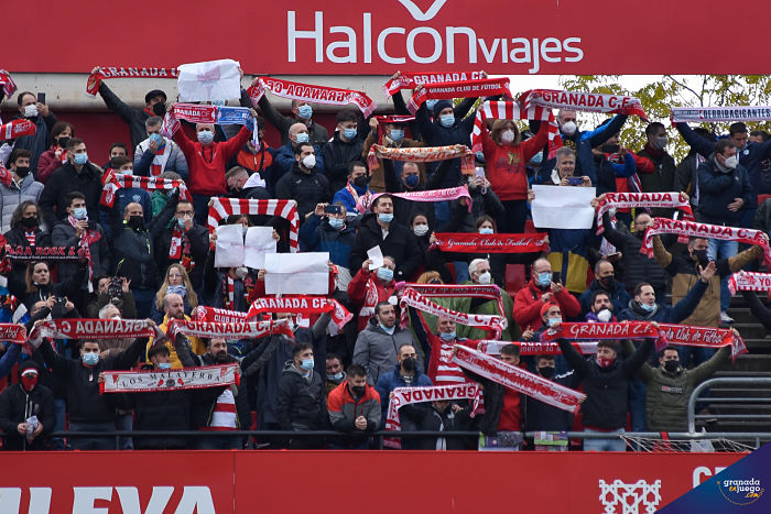 El Granada quiere llenar el `Nuevo Los Cármenes` ante el Alavés (JOSÉ M. BALDOMERO)