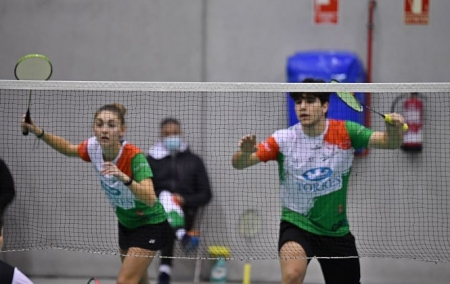 Rubén García durante el dobles mixto (CLUB BÁDMINTON GRANADA) Rubén García durante el dobles mixto (CLUB BÁDMINTON GRANADA)