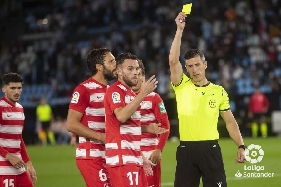 Soto Grado, durante el Celta - Granada de esta temporada (LALIGA)