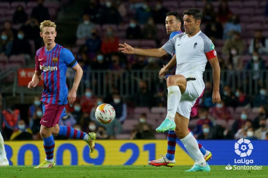 Imagen del Barcelona - Granada de la ida en el Camp Nou (LALIGA)