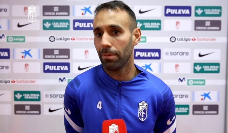 Víctor Díaz, en zona mixta tras el Granada - Atlético de Madrid (GCF TV) Víctor Díaz, en zona mixta tras el Granada - Atlético de Madrid (GCF TV)