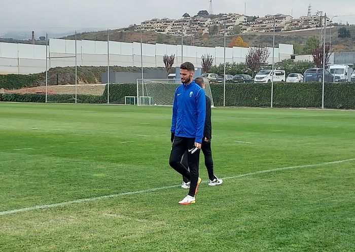 Domingos Duarte, en un entrenamiento individualizado en la Ciudad Deportiva durante su lesión (FRAN CALVO)