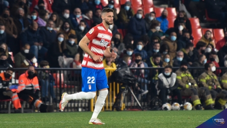 Domingos Duarte retornó a la competición ante el Barça más de tres meses después (JOSÉ M. BALDOMERO) Domingos Duarte retornó a la competición ante el Barça más de tres meses después (JOSÉ M. BALDOMERO)