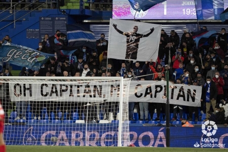 Pancartas mostradas por la afición del Getafe dedicadas a Jorge Molina (LALIGA) Pancartas mostradas por la afición del Getafe dedicadas a Jorge Molina (LALIGA)