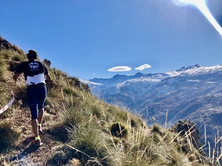 Un corredor en una edición anterior de la prueba (AYTO. GÜÉJAR SIERRA) Un corredor en una edición anterior de la prueba (AYTO. GÜÉJAR SIERRA)