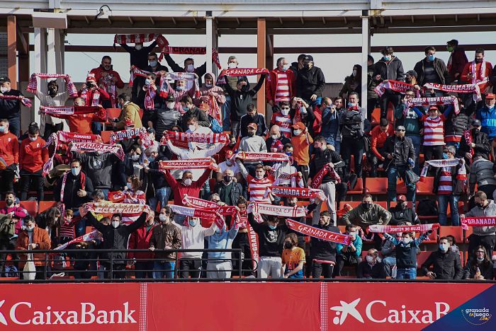 El `Nuevo Los Cármenes` podrá acoger en febrero hasta 16.520 espectadores (JOSÉ M. BALDOMERO)