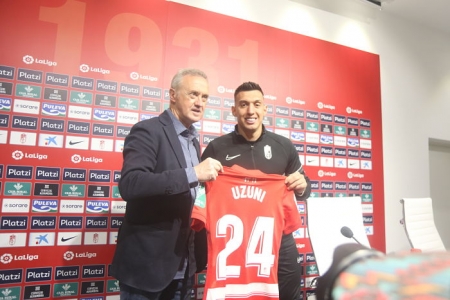 Uzuni, junto a Pep Boada en su presentación (JOSÉ VELASCO / GRJ)