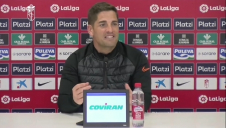 Robert Moreno, en la rueda de prensa previa al encuentro ante el Valencia (GCF TV) Robert Moreno, en la rueda de prensa previa al encuentro ante el Valencia (GCF TV)