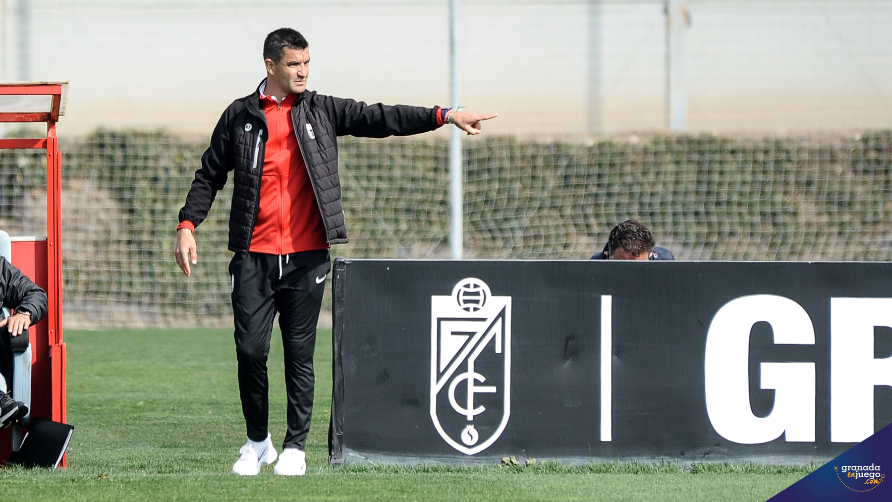 Rubén Torrecilla dirigirá al primer equipo de manera interina tras el cese de Robert Moreno (JOSÉ M. BALDOMERO)