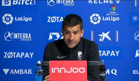 Torrecilla, en la rueda de prensa posterior al triunfo del Granada sobre el Alavés (LALIGA) Torrecilla, en la rueda de prensa posterior al triunfo del Granada sobre el Alavés (LALIGA)