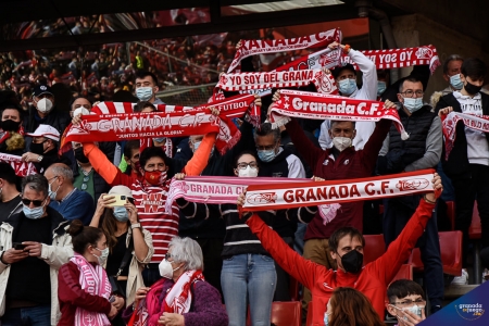 El Granada ha lanzado a la venta las entradas del partido contra el Rayo Vallecano (JOSÉ M. BALDOMERO)