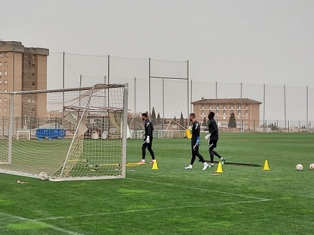 Preparación de los porteros, con Aarón en el grupo (FRAN CALVO)
