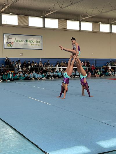Exhibición de gimnasia rítmica celebrada en Huétor Tájar (AYTO. HUÉTOR TÁJAR)