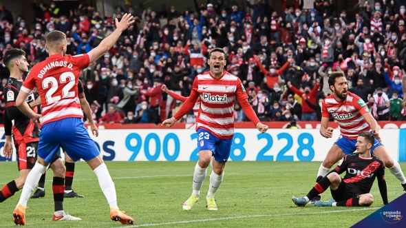 Jorge Molina celebra su gol ante el Rayo (JOSÉ M. BALDOMERO) Jorge Molina celebra su gol ante el Rayo (JOSÉ M. BALDOMERO)