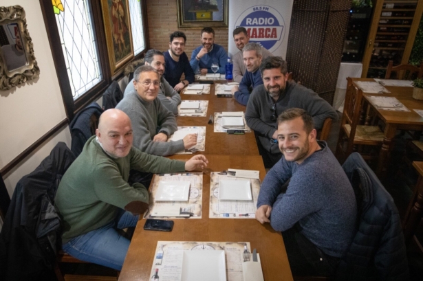 El jurado, reunido para la votación de la I Gala de Premios Radio Marca Granada (PHOTOGRAPHERS MEDIA) El jurado, reunido para la votación de la I Gala de Premios Radio Marca Granada (PHOTOGRAPHERS MEDIA)
