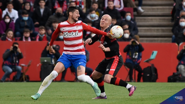 Escudero se reencontrará con su pasado en el Sánchez Pizjuán (JOSÉ M. BALDOMERO) Escudero se reencontrará con su pasado en el Sánchez Pizjuán (JOSÉ M. BALDOMERO)
