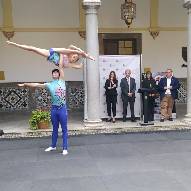 Presentación del torneo de acrobática (JAVIER ALGARRA/ AYUNTAMIENTO)