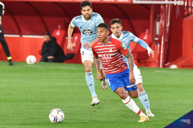 Machís, durante el Granada - Celta de la pasada temporada (JOSÉ M. BALDOMERO)