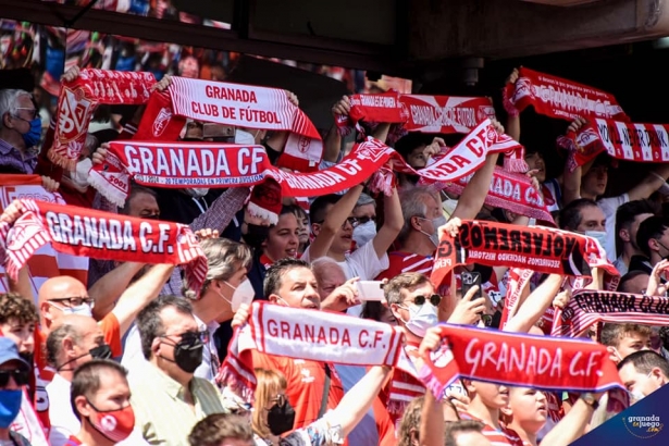 El Granada ya ha lanzado a la venta las entradas para el encuentro en Mallorca (JOSÉ M. BALDOMERO)