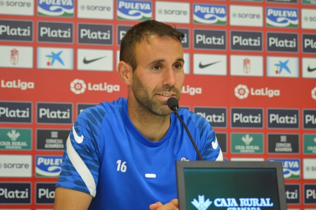 Víctor Díaz, en la rueda de prensa de este miércoles (JAVIER PALMA)