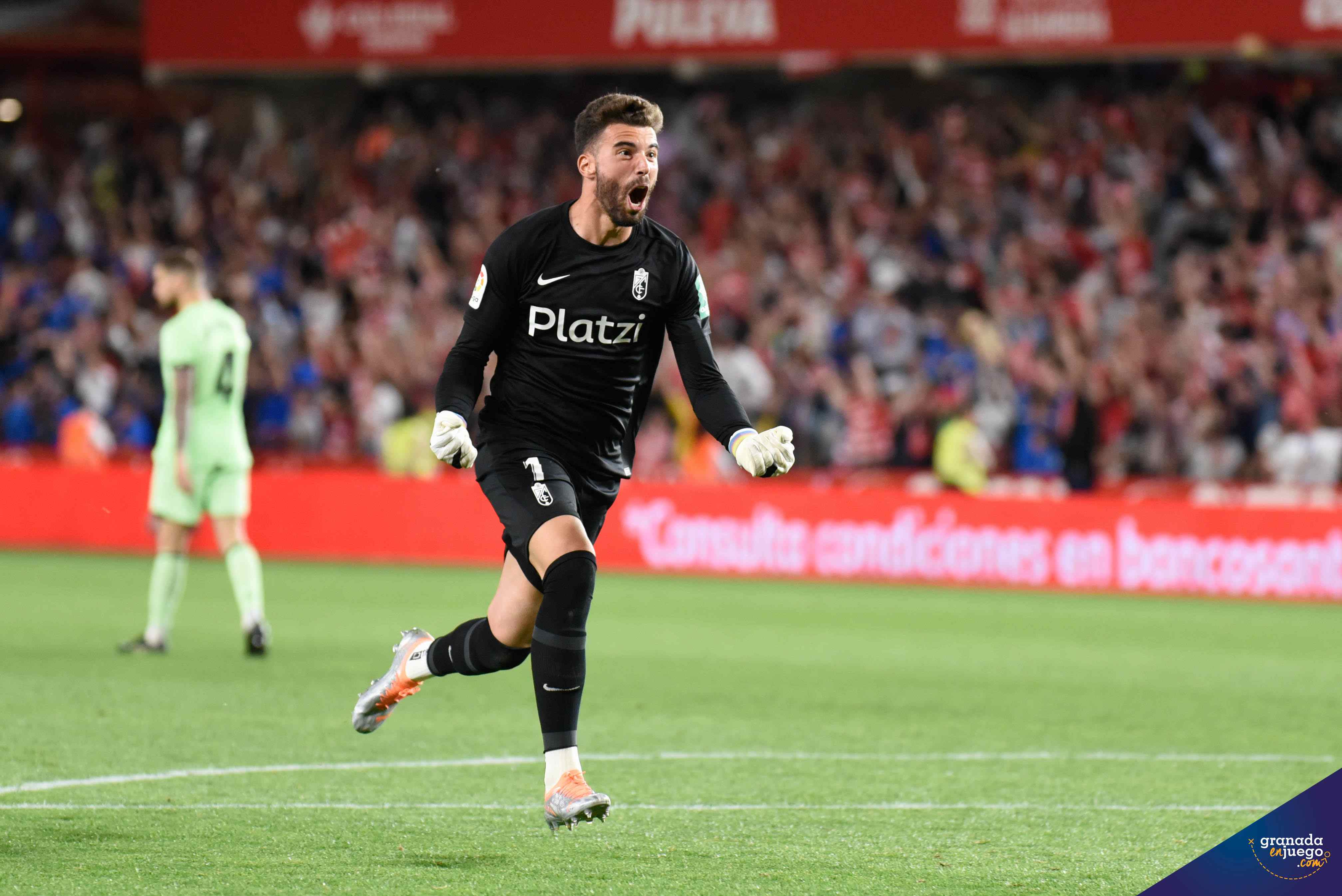 Luís Maximiano ha sido el mejor jugador del Granada en la temporada del descenso (JOSÉ M. BALDOMERO)
