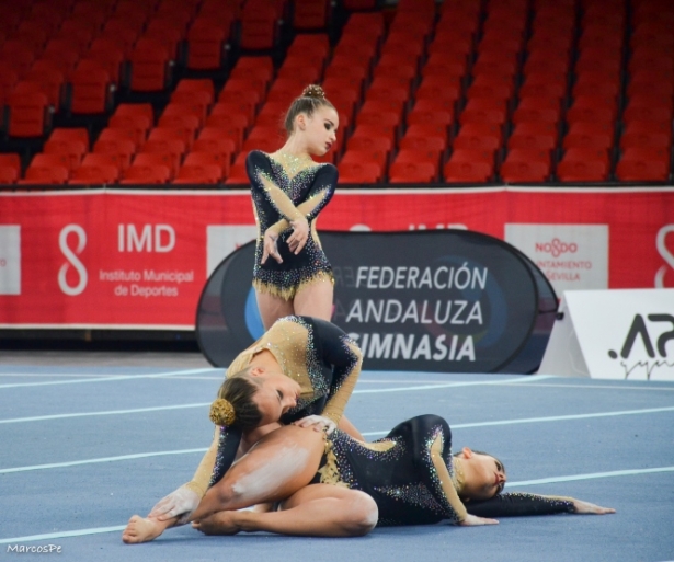 Trio femenino del Club Balans (MARCOS PÉREZ) Trio femenino del Club Balans (MARCOS PÉREZ)
