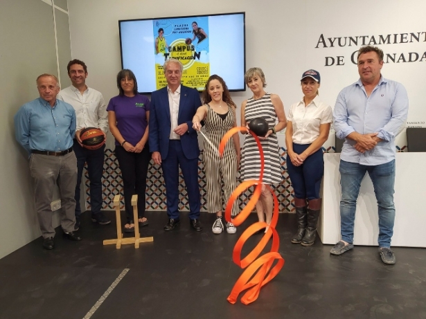 Presentación de campus deportivos para niños en verano (AYUNTAMIENTO) Presentación de campus deportivos para niños en verano (AYUNTAMIENTO)