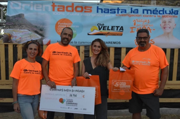 Entrega del cheque a la Fundación Josep Carreras (CLUB VELETA) Entrega del cheque a la Fundación Josep Carreras (CLUB VELETA)