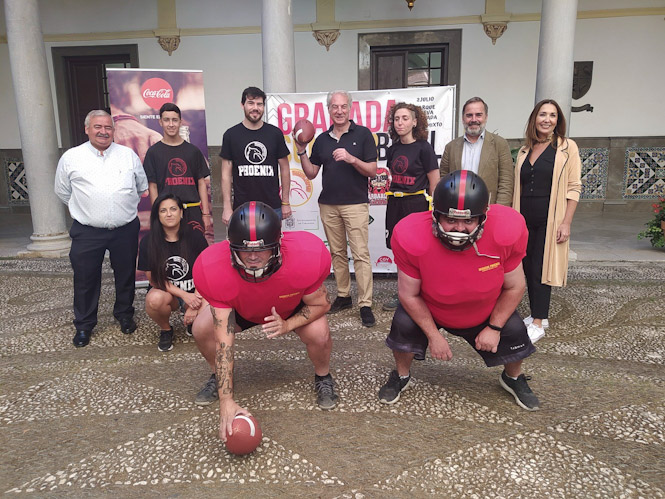 Presentación de la `Granada Summer Bowl` (JAVIER ALGARRA/ AYUNTAMIENTO)