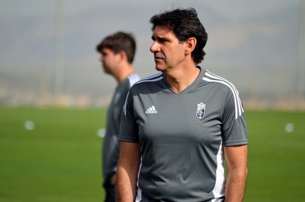 Aitor Karanka, durante el primer entrenamiento de la presente pretemporada (JAVIER PALMA)
