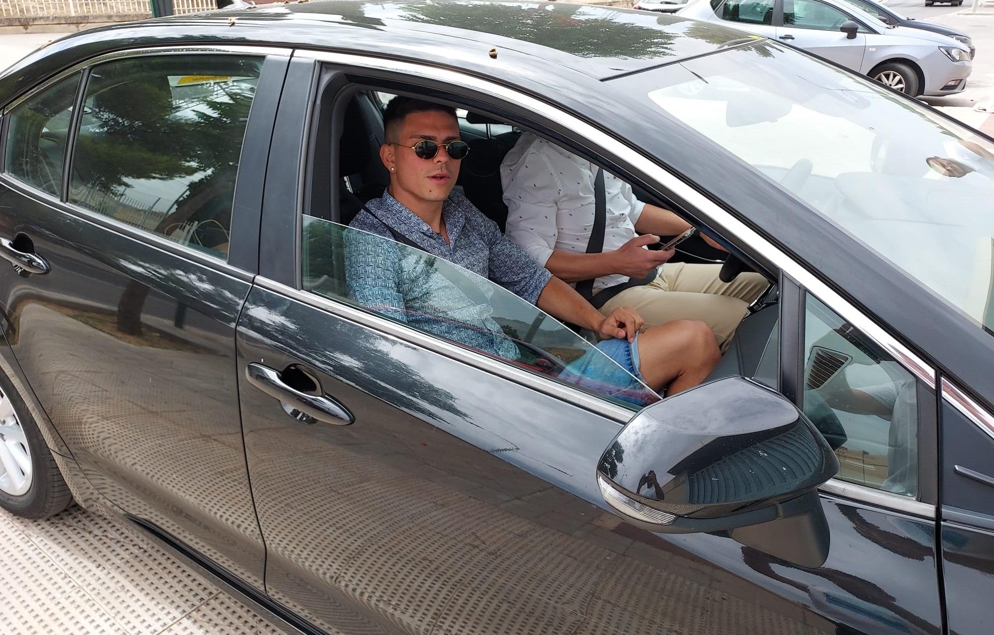 Jonathan Silva, a su llegada a la Ciudad Deportiva el lunes (FRAN CALVO)