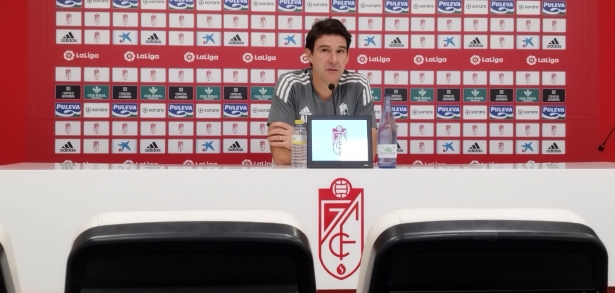 Aitor Karanka, en la sala de prensa de la Ciudad Deportiva este viernes (FRAN CALVO) Aitor Karanka, en la sala de prensa de la Ciudad Deportiva este viernes (FRAN CALVO)