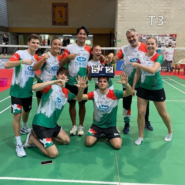 Victoria del Bádminton Granada en Paracuellos (BÁDMINTON GRANADA) 