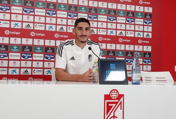 Yann Bodiger, en la sala de prensa de la Ciudad Deportiva (FRAN CALVO)