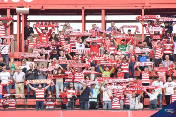El Granada ha puesto las entradas a la venta para el encuentro frente al Sporting (JOSÉ M. BALDOMERO)