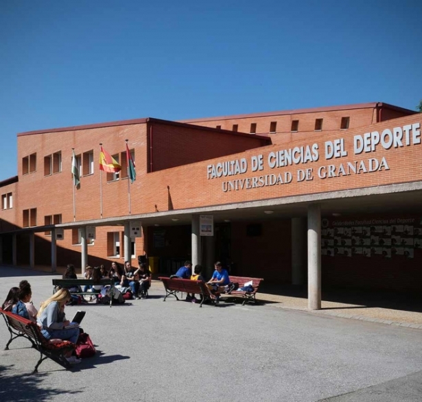 Facultad de Ciencias del Deporte (UGR) Facultad de Ciencias del Deporte (UGR)
