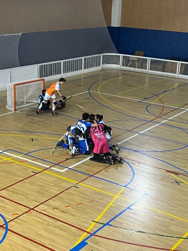 Los cajareños celebran un gol (CHP CÁJAR) Los cajareños celebran un gol (CHP CÁJAR)