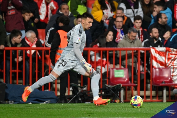 Adri López debutó de forma oficial en `Los Cármenes` (JOSÉ M. BALDOMERO) Adri López debutó de forma oficial en `Los Cármenes` (JOSÉ M. BALDOMERO)