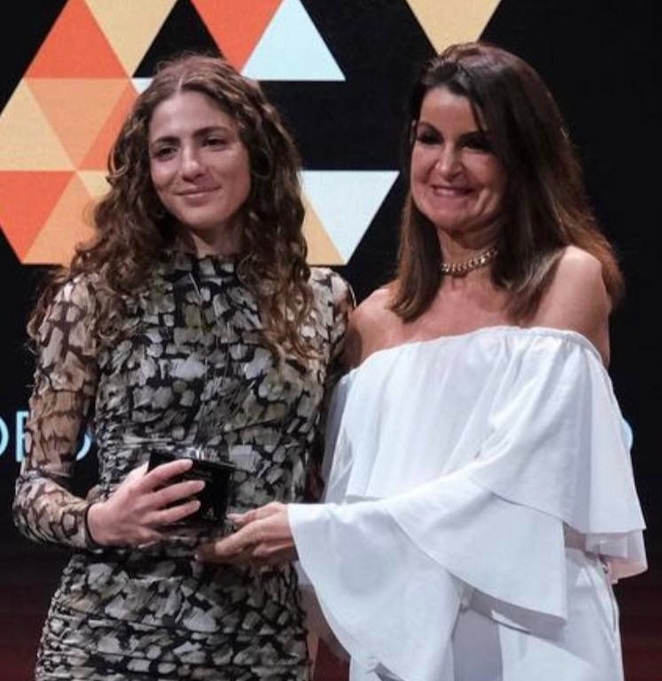 María Ordóñez recoge el premio 