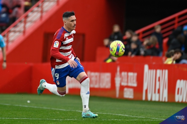 El Granada tiene por delante tres partidos en los que necesita puntuar lo máximo posible (JOSÉ M. BALDOMERO) El Granada tiene por delante tres partidos en los que necesita puntuar lo máximo posible (JOSÉ M. BALDOMERO)