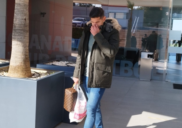 Luis Abram abandona la Ciudad Deportiva durante la matinal de este viernes (FRAN CALVO) Luis Abram abandona la Ciudad Deportiva durante la matinal de este viernes (FRAN CALVO)