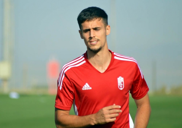Pepe, en un entrenamiento esta temporada con el Granada (JAVIER PALMA) Pepe, en un entrenamiento esta temporada con el Granada (JAVIER PALMA)