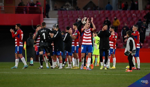 El Granada retomará este martes el trabajo para preparar el duelo contra el Villarreal B (JOSÉ M. BALDOMERO)