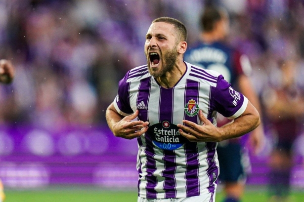 Weissman celebra un gol con el Valladolid (REAL VALLADOLID)