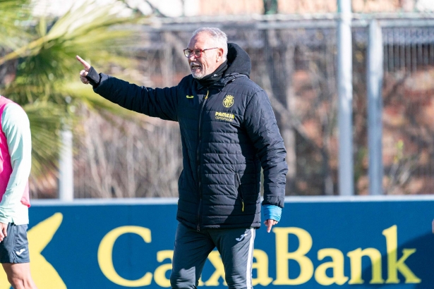 Miguel Álvarez, en un entrenamiento con el Villarreal B (VILLARREAL CF) Miguel Álvarez, en un entrenamiento con el Villarreal B (VILLARREAL CF)