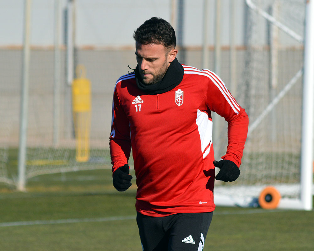 Quini, en un entrenamiento reciente (JAVIER PALMA)