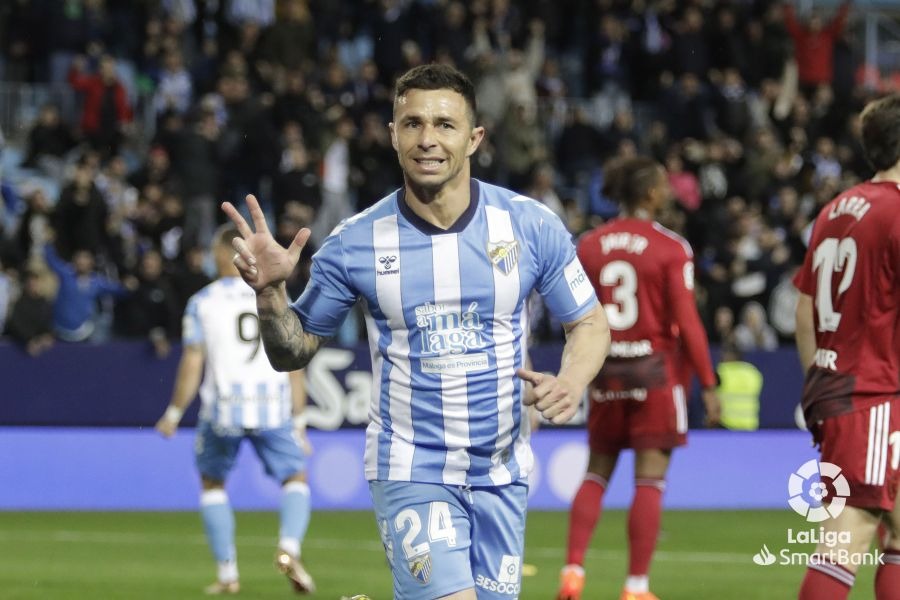 Rubén Castro celebra uno de sus dos goles al Zaragoza el pasado lunes (LALIGA)