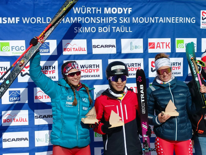 María Ordóñez en el podium 