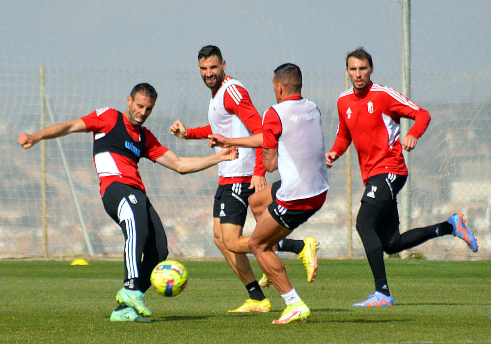 Imagen de un entrenamiento reciente en la Ciudad Deportiva (JAVIER PALMA)