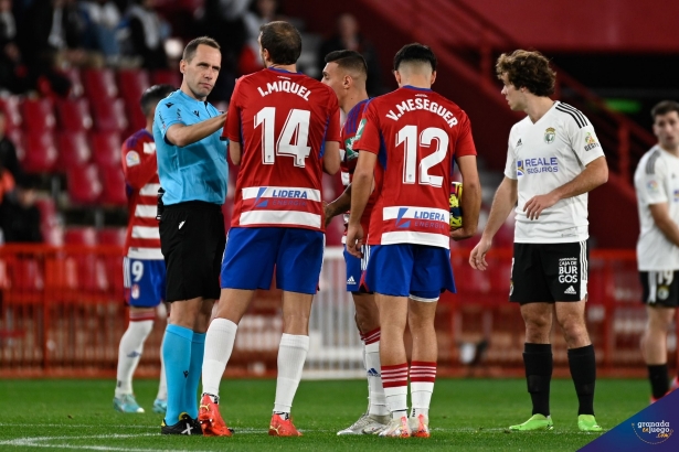 Gorsotegui fernández, durante el Granada - Burgos de la primera vuelta (JOSÉ M. BALDOMERO) Gorsotegui fernández, durante el Granada - Burgos de la primera vuelta (JOSÉ M. BALDOMERO)